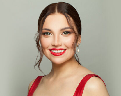 From Dull to Dazzling: Transform Your Smile with Teeth Whitening